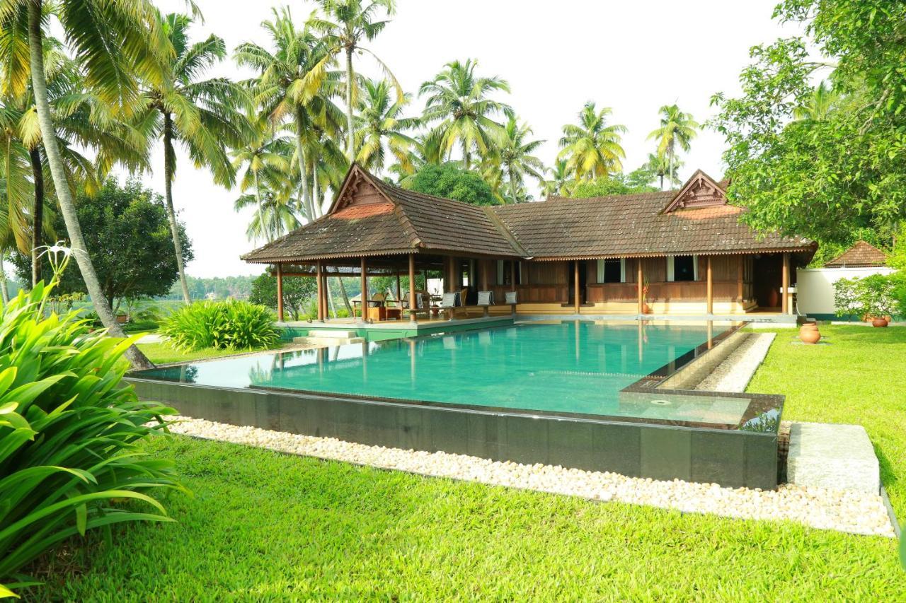 Vismaya By Moksha Stays Turavūr Exterior foto